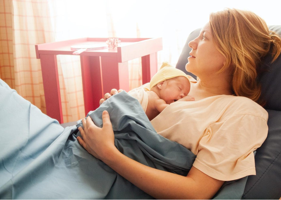 Bébés prématurés : comment créer du lien dès l’hôpital